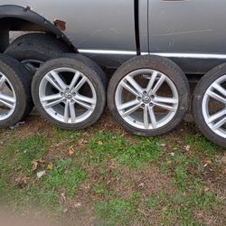 Volkswagen Passat 18inch Wheels And Tires