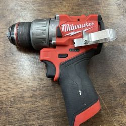 Milwaukee Cordless Drill 3404-20 Tool Only *2950