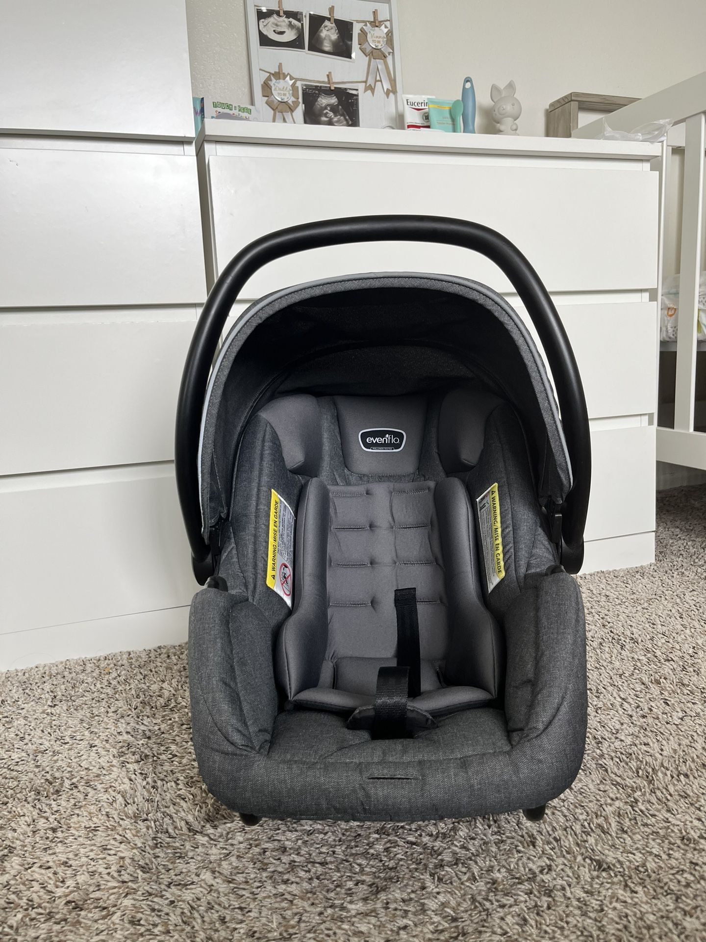Evenflo Car seat