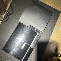 2 PlayStations, 3 controllers and games