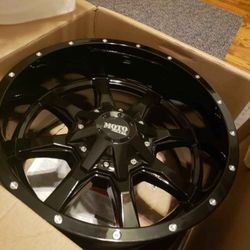 Size 18 X 10 MOTO METAL
