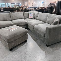 Sectional With Ottoman 