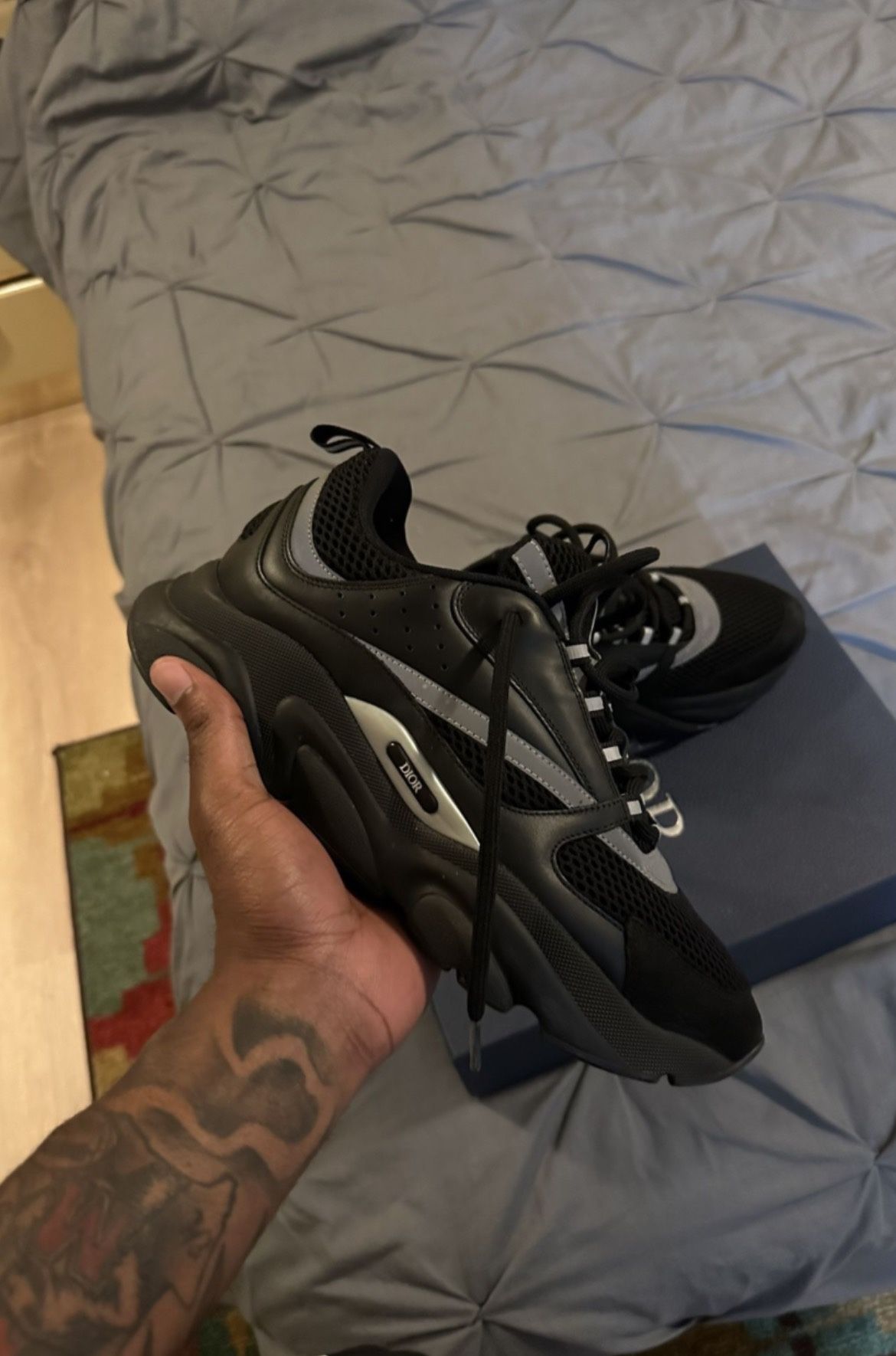 Black And Grey And White DIOR B22