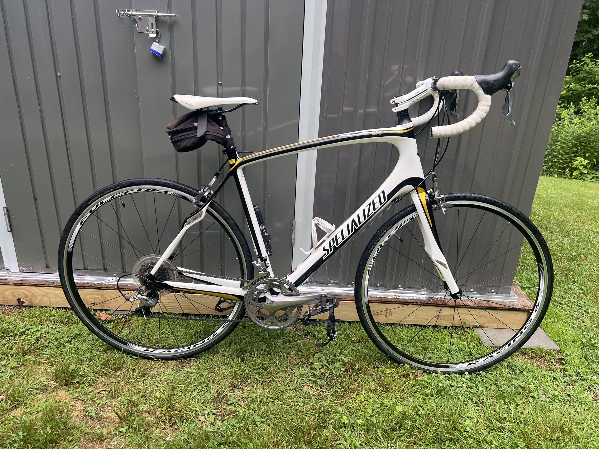Specialized Roubaix Elite 58cm.  Very Clean Lightly Used