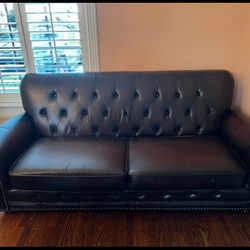 Oil Rubbed Chesterfield Sofa 
