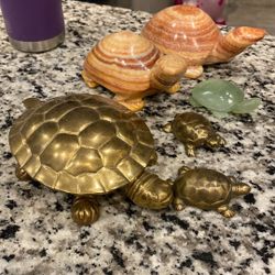 Turtle Deco Jade China And Metal