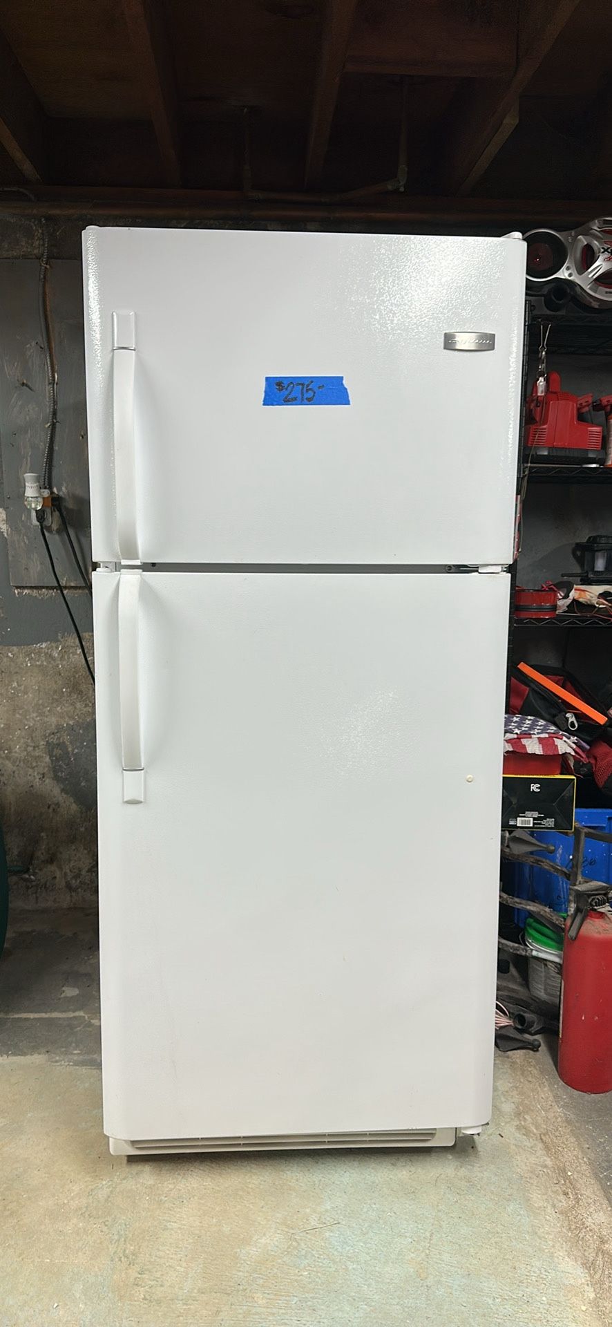 Fridgedaire Refrigerator / Freezer