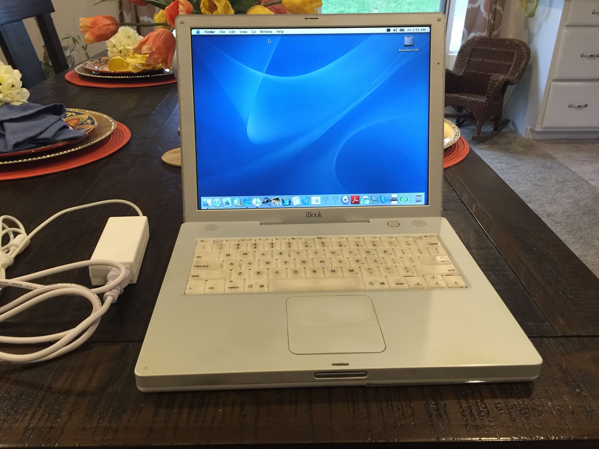 2002 Apple computer lap top for Sale in Canyon Lake, CA - OfferUp