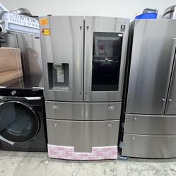 NEW STAINLESS STEEL SAMSUNG FAMILY HUB