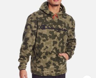 Champion vintage Sherpa Hoodie in Green Camo