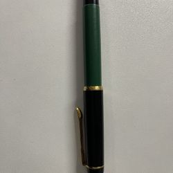W- Germany Pelikan 14K Gold pen