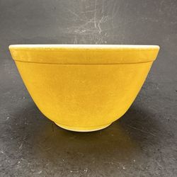 Vintage Pyrex Yellow 401-1 1/2 Pt. Small Primary Mixing Nesting Bowl USA 
