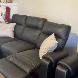 Black Recliner Sofas