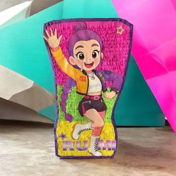 Piñatas , Spider-man, SpongeBob, Capybara, K-Pop, Riki