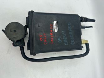 2004 - 2012 Chevrolet Colorado Fuel Vapor Charcoal Canister OEM