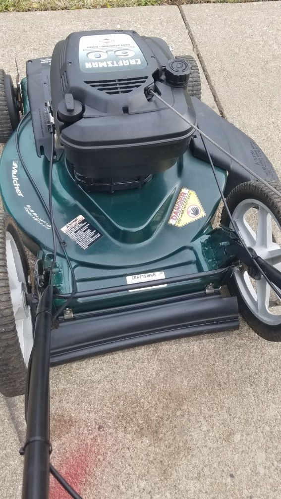 Craftsman 6.0 easy start selfpropelled lawn mower 22inch mulcher for