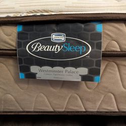 Queen Size Simmons BeautySleep Pillow Top Mattress