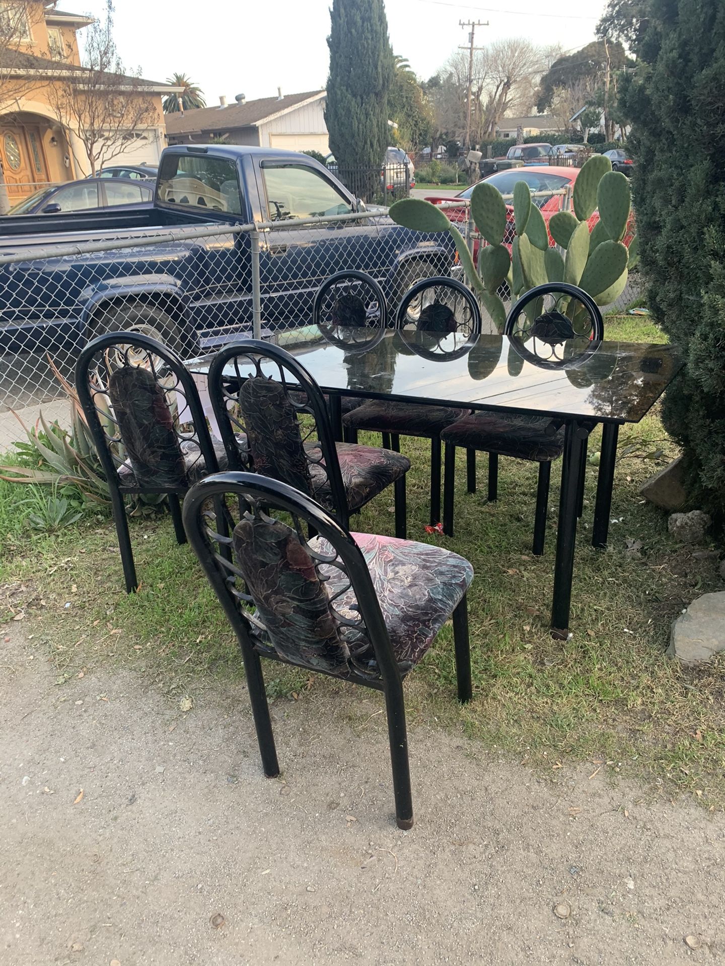 6 chairs Dining table