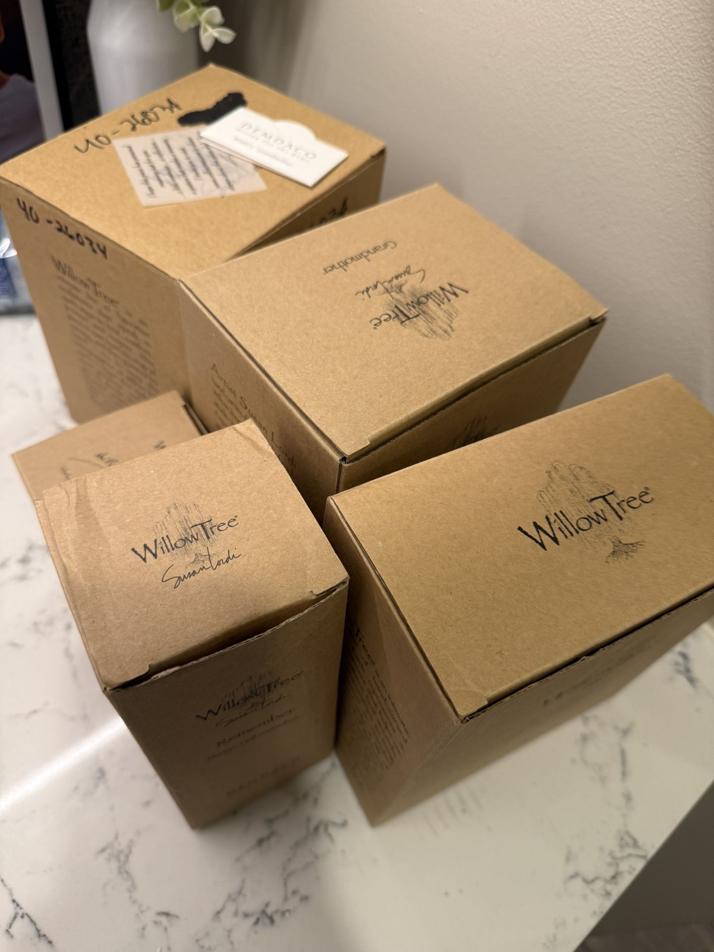 5 Willow Tree Figurines