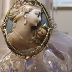 CAMEO FROM THE KENNEDY COLLECTION