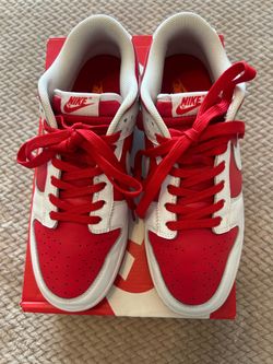 Nike  Dunk Low Size 10 red/white great condition