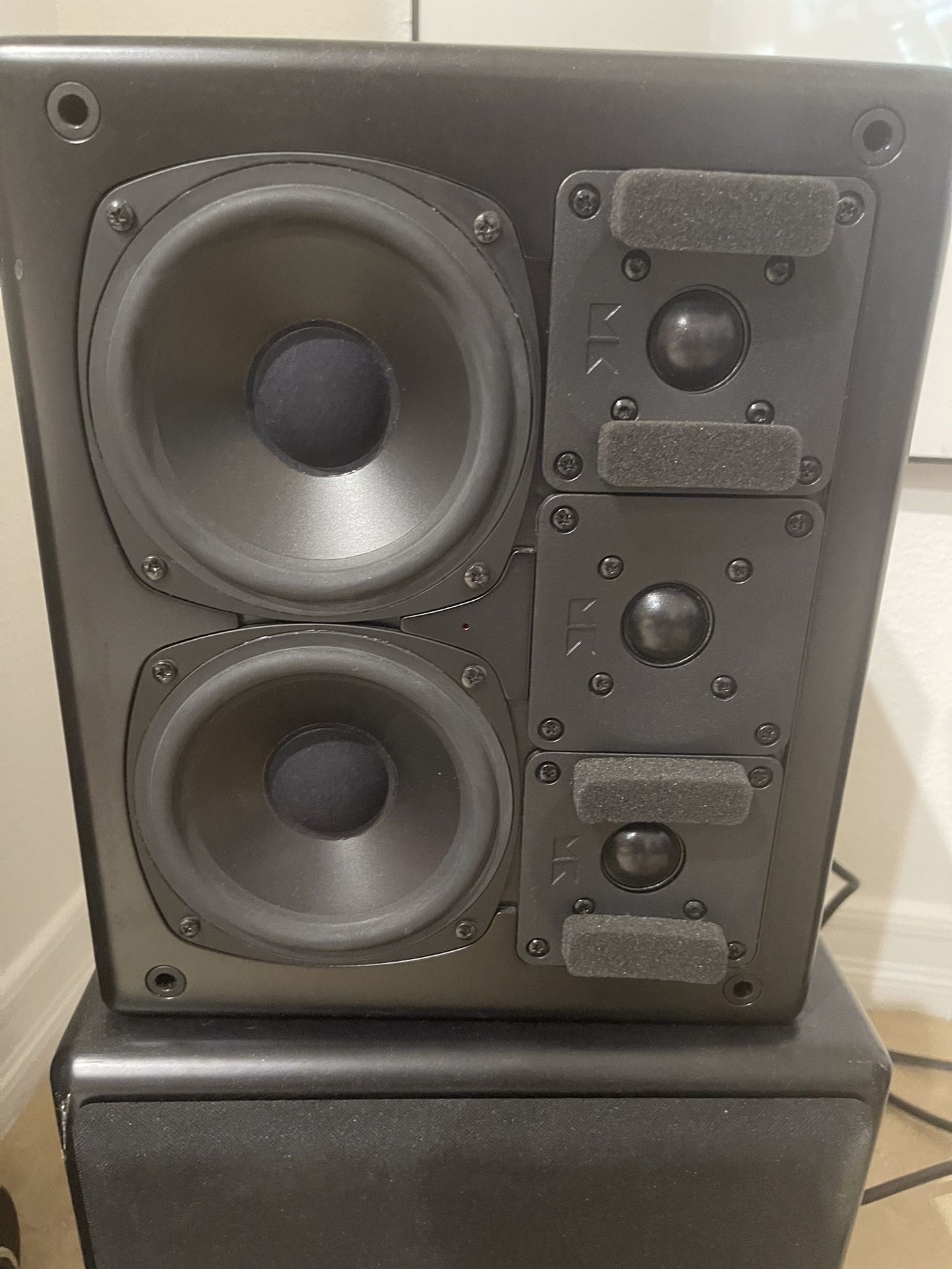M&K 2510 Loudspeakers