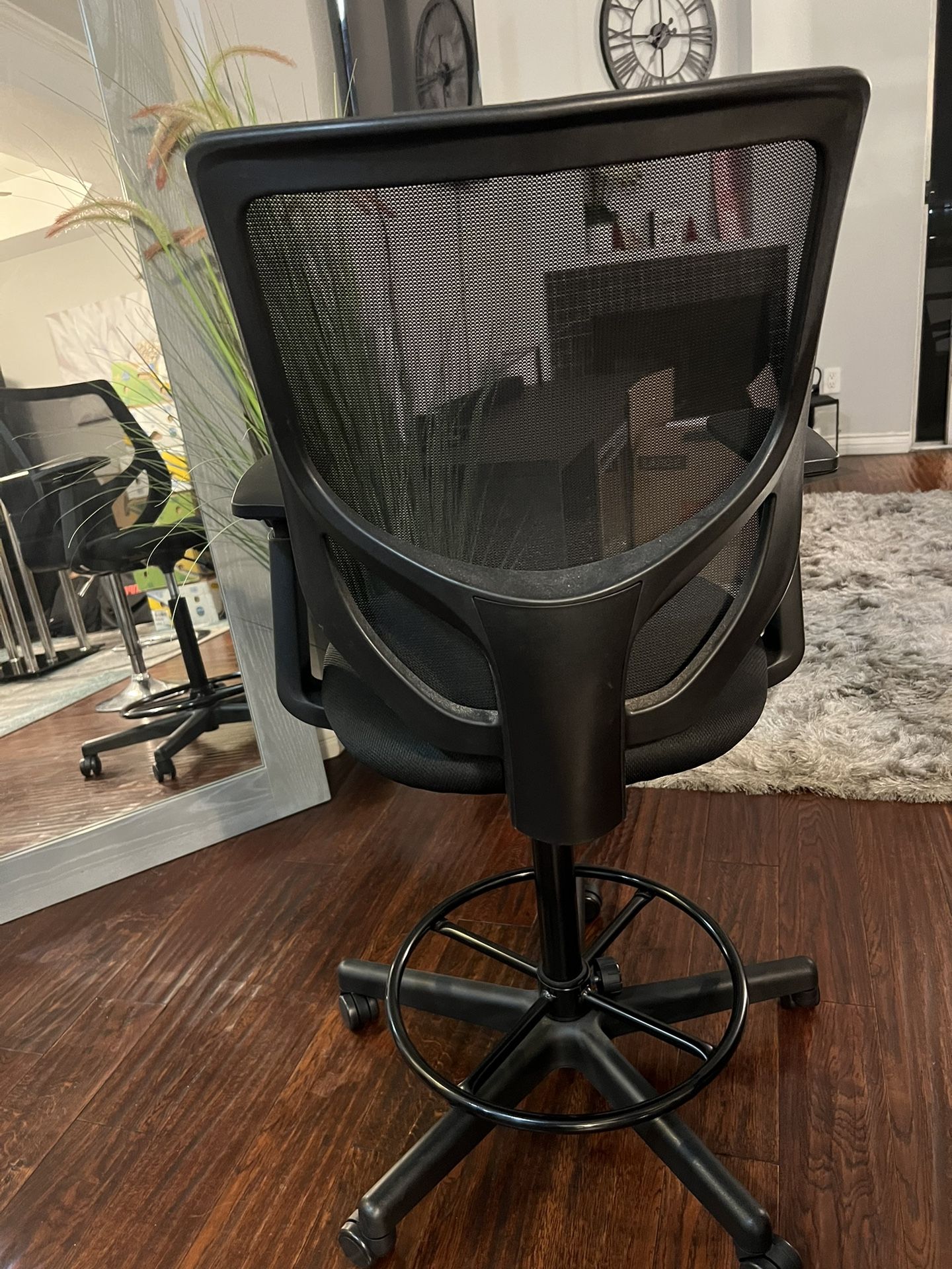 Ergo Friendly Computer Chair