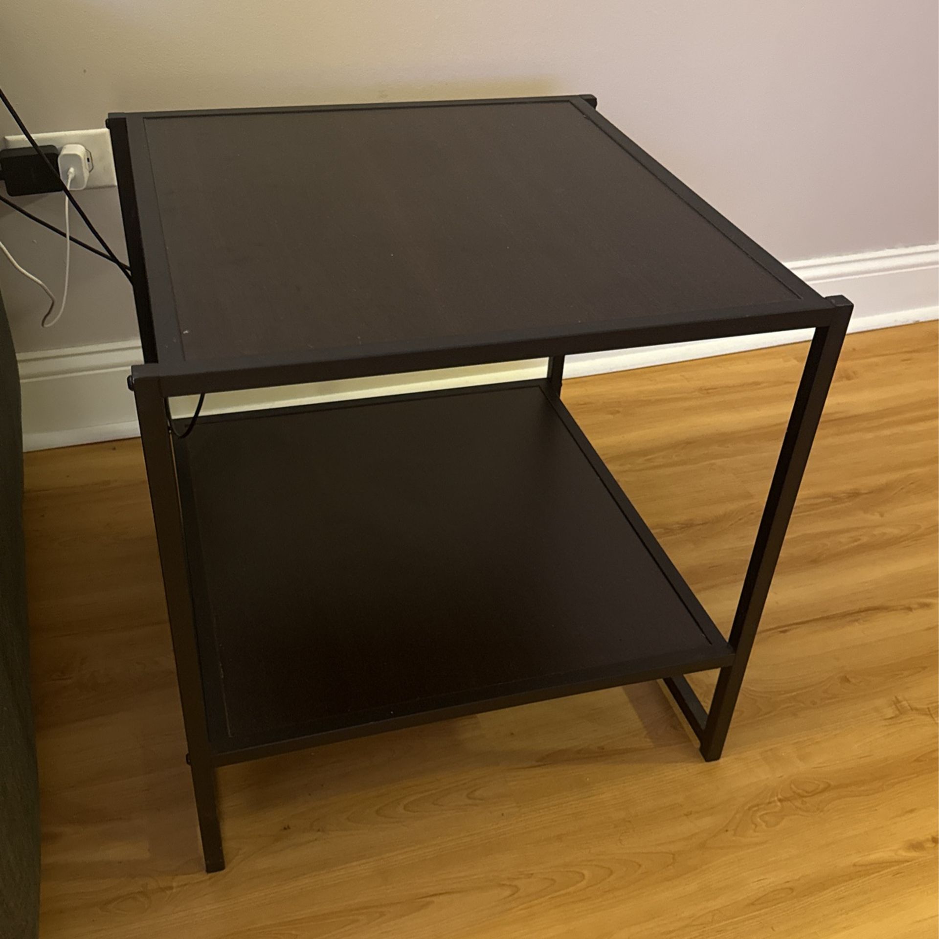 2 rack end table