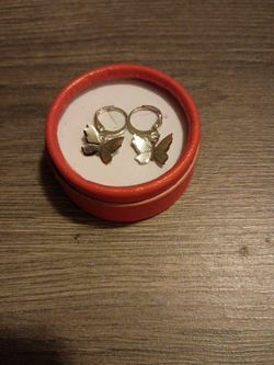 Silver Butterfly Earrings 