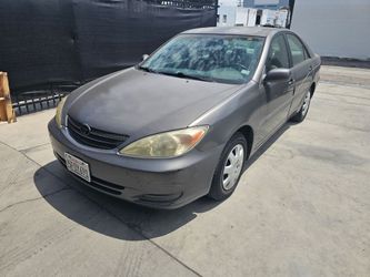 TOYOTA CAMRY 2004