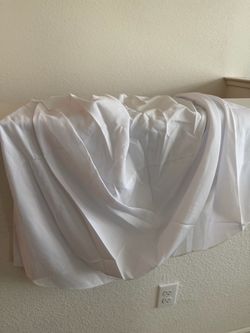30 piece folding white chair covers