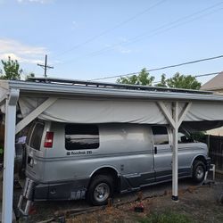 RV Roadtek 210