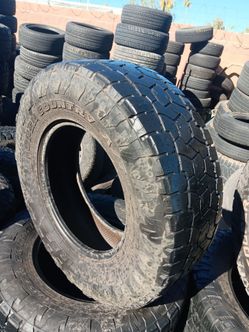 Used set of tires 285 70 17