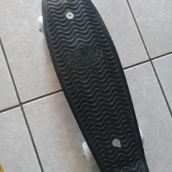 Small Skateboard  17 Inches Long 5 Inches Wide Nice And Clean