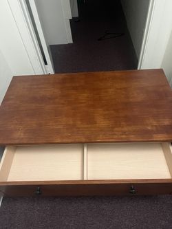 Credenza/Dresser/Desk/table