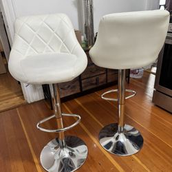 2 White Bar Stools 