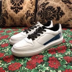 Karl Lagerfeld Paris