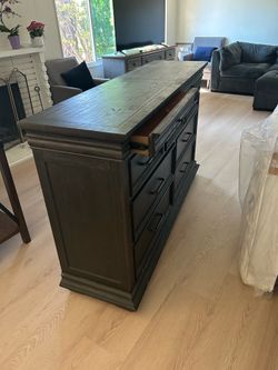 Black dresser