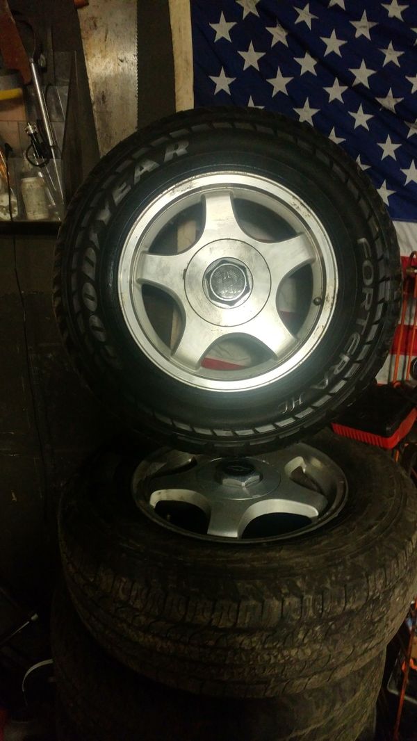 5 lug Chevy wheels for Sale in Louisville, KY OfferUp