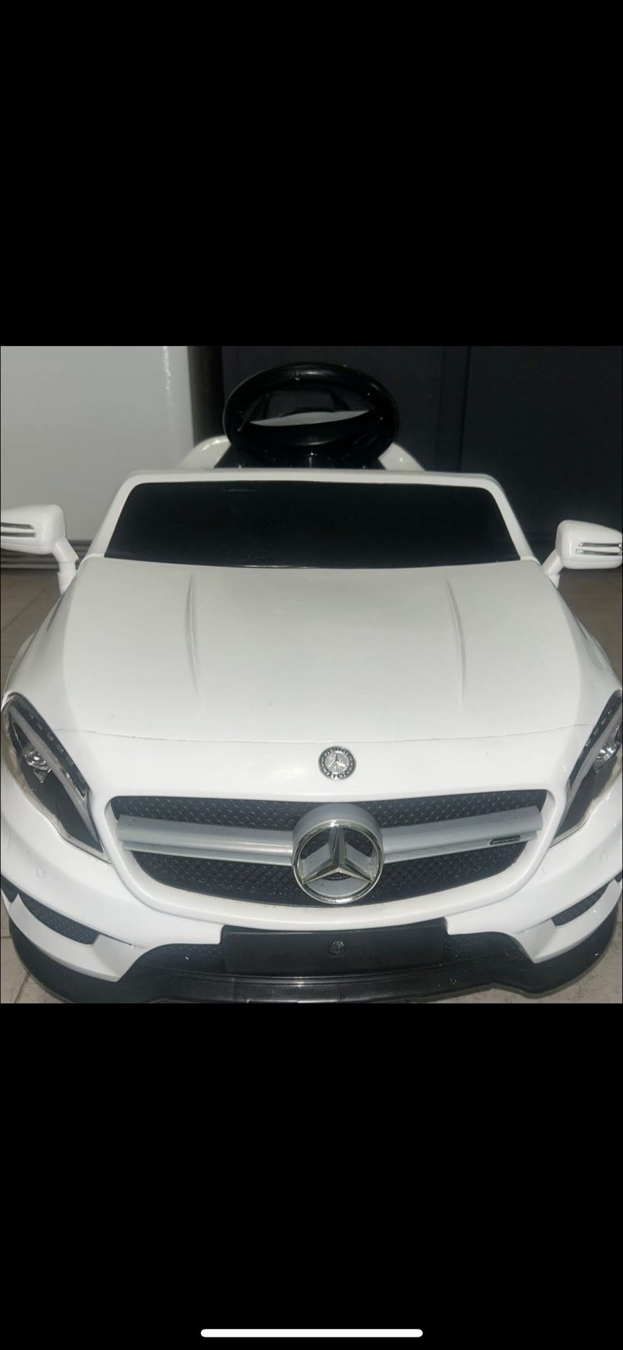 Mercedes White Toy Car