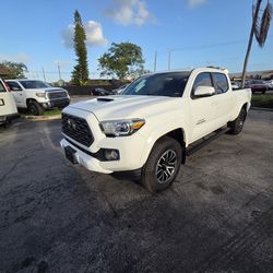 2020 Toyota Tacoma TRD Sport
