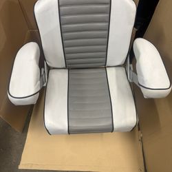 North River Seat + Adjustable Heigh Pedestal 