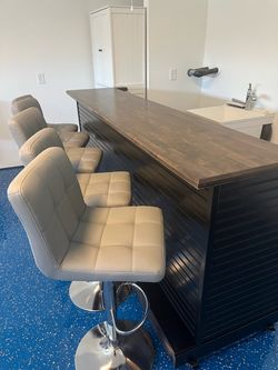 BRAND-NEW CUSTOM-BUILT 8’ HOME BAR — $1,695