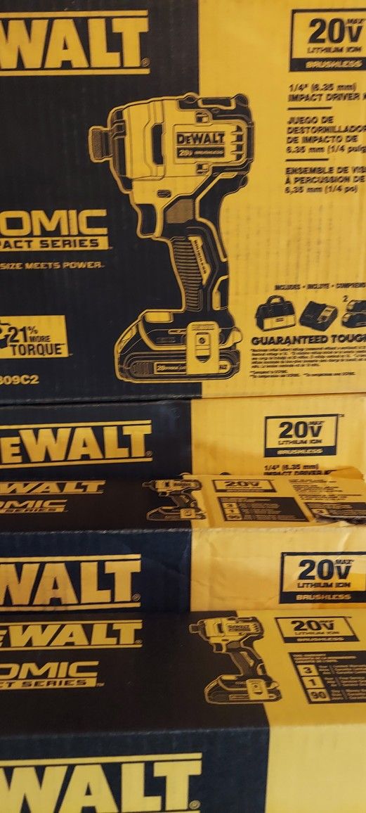 Dewalt 20 Volt Drill 