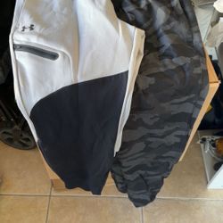 Under Armor Joggers 
