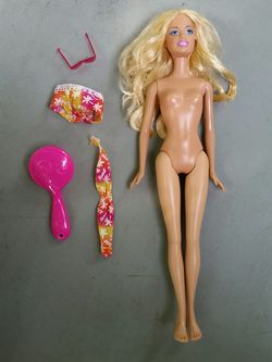 Beach party Barbie 2008