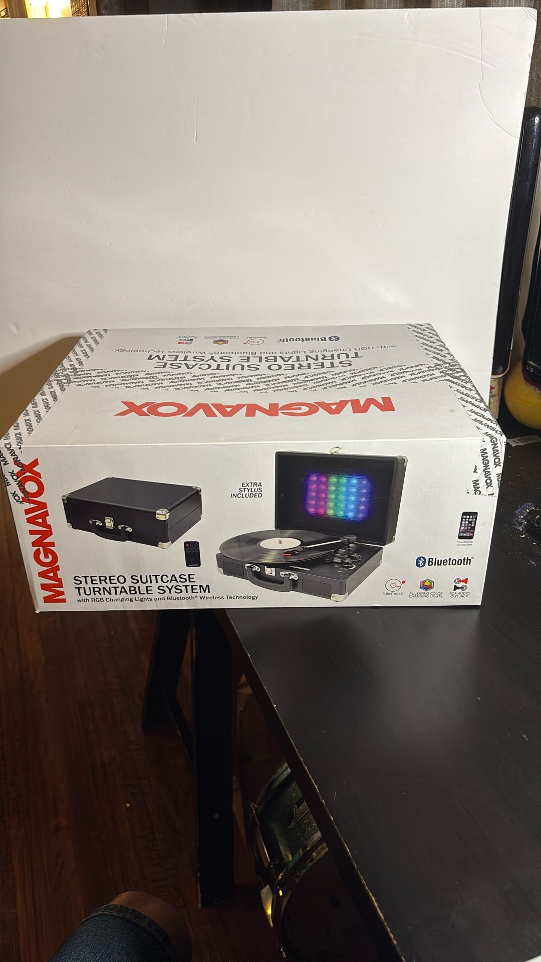 Magnavox Stereo Suitcase Turntable System