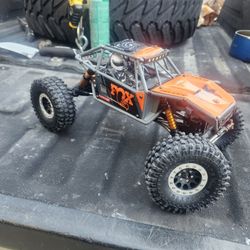 Axial UTB18 upgraded. 