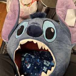 BRAND NEW STITCH DOG BED