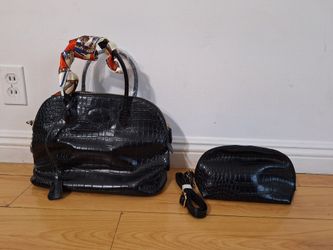 Latest Vogue Black Purse